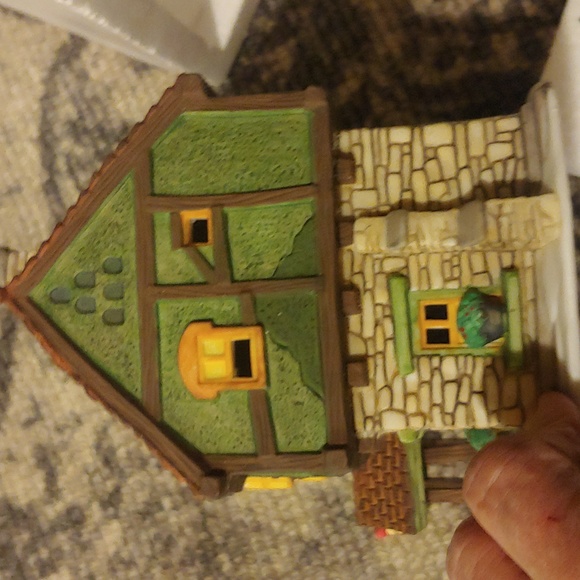 Dept 56 Dickens Village series Old East Rector House - Picture 6 of 12